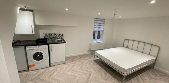 Room in a Shared House, Luton, LU1 - Photo 2
