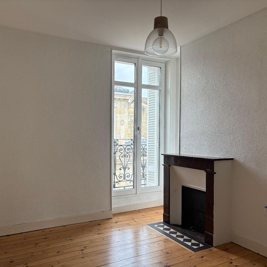 Location Appartement 3 pièces 56m² BORDEAUX 33000 - Photo 1