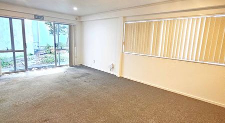 1 Bedroom, 1 Office Albany - Photo 4