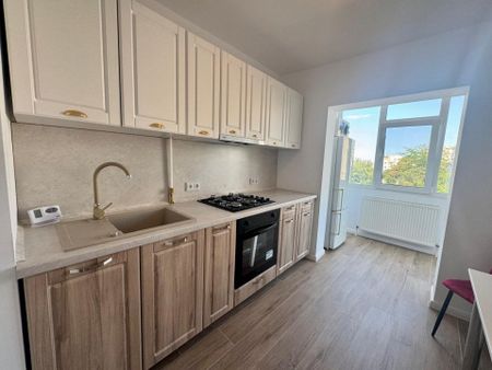 Apartament 2 camere- Faleza Nord - Fotografie 5