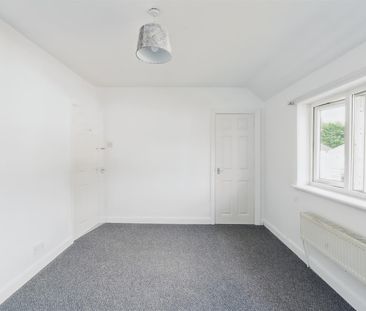 2 bed semi-detached house to rent in Alston Road, Solihull, B91 - Photo 2