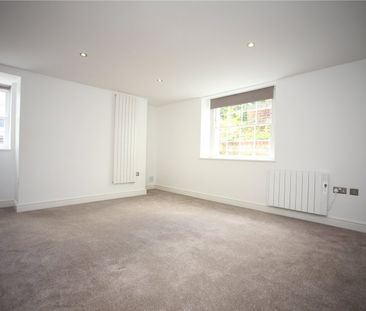 Montpellier Drive, - Photo 1