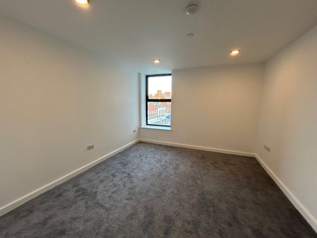 Burlington Square, Chesterfield - Photo 2