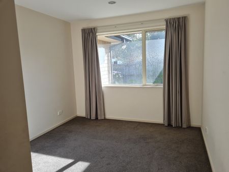 8 Rollin St, Heathcote - Photo 3