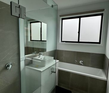 MODERN 2 BEDROOM UNIT - Photo 6