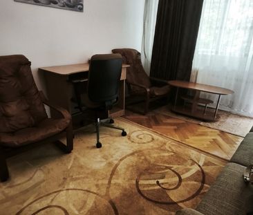 Berceni, Emil Racovita, stradal - Photo 3