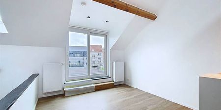 Appartement te huur in Ukkel voor € 1.250 met 1 slaapkamer - Foto 2