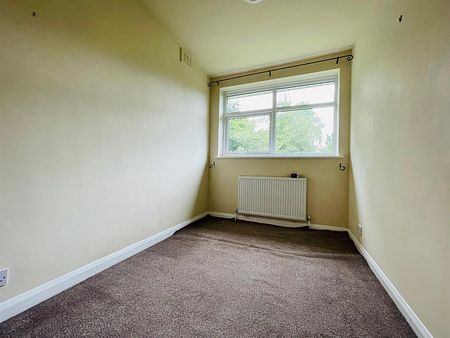 2 Bed Maisonette - Photo 3