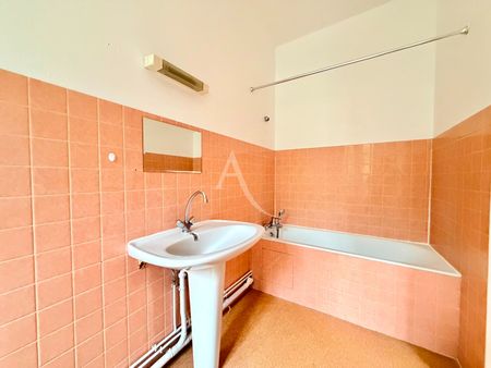 Location Appartement 2 pièces 43m² - Photo 4