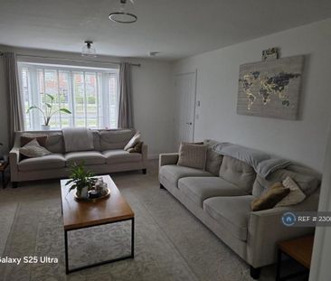 4 bedroom detached house to rent - Photo 6