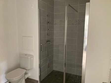 Location Appartement 2 pièces 40m² CORMELLES LE ROYAL 14123 - Photo 2