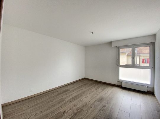 Superbe appartement de 4.5 pièces 1er étage au coeur de Domdidier - Foto 1