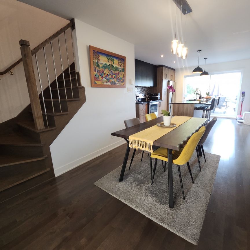 Belle maison de ville rénovée et semi-meublée. - Photo 1