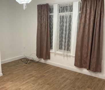 1 Bed Flat, Church Road, BS5 - Photo 6