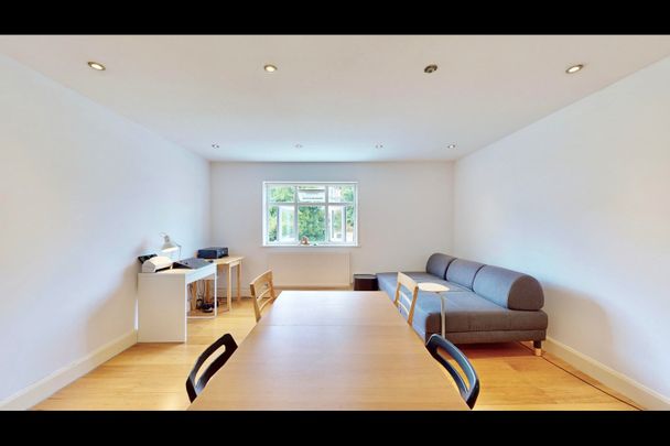2 Bed Flat, Vivian Avenue, NW4 - Photo 1