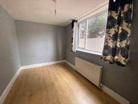 Winchester House, Bishops Walk - Photo 2