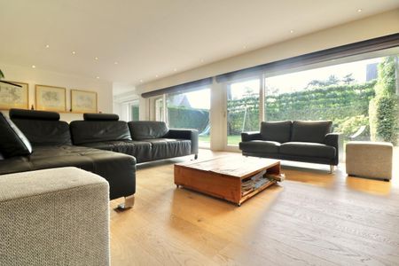 Stijlvolle, ruime villa met 4 slp, inpandige garage, tuin en terras voor 1.350 EUR/mnd - Photo 4