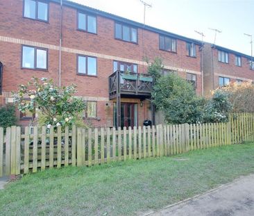 3 bedroom terraced house to rent - Photo 5