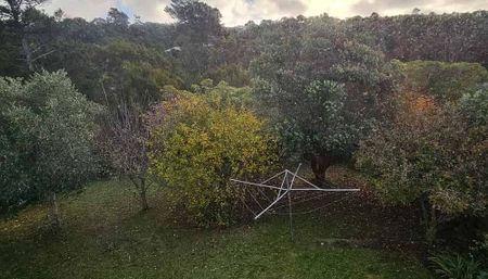 Stand-alone family home in Waitangirua - Photo 4