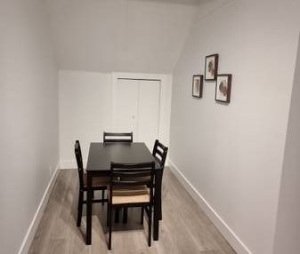 2 bedroom basement 950sqft - Photo 1