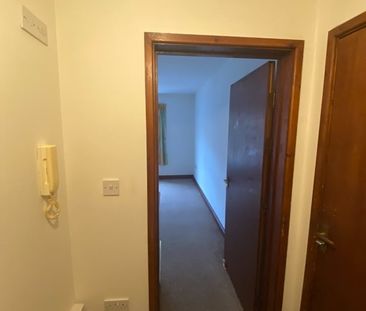 1 Bed Flat, City Road, BS2 - Photo 6