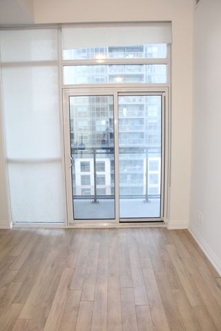 For Lease - 10 Meadowglen Place Unit# 602, Toronto, Ontario - Photo 2