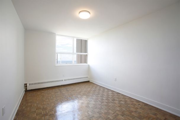 Eglinton Residences - Photo 1