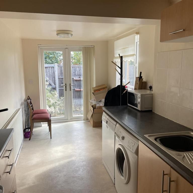 1 bedroom bungalow to rent - Photo 1