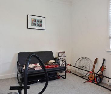 2 bedroom semi-detached house to rent - Photo 1