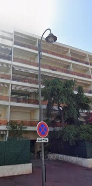 Location Appartement 2 pièces 55m² CANNES 06400 - Photo 1