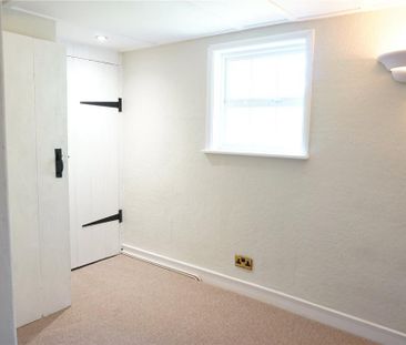 3 bedroom detached house to rent - Photo 2