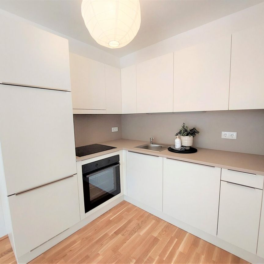 Großzügige 3-Zimmer-Wohnung nahe dem Laaer Wald! - Foto 1