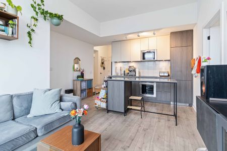 For Lease - 220 Missinnihe Way Unit# 501, Mississauga, Ontario - Photo 5