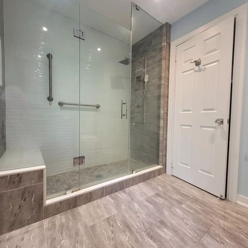 For Lease - 2690 Truscott Drive Unit# Upper, Mississauga, Ontario - Photo 1