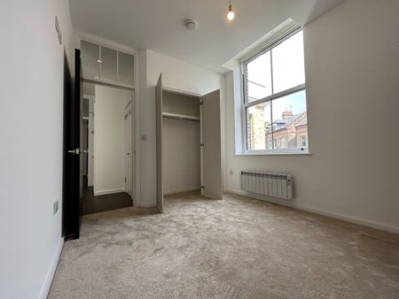 2 Bed Flat, Princess Crescent, N4 - Photo 4