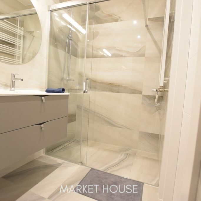Apartament z miejscem postojowym, taras. - Photo 1