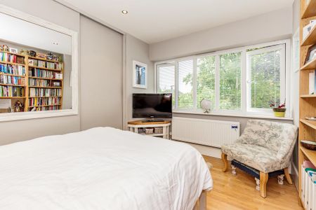 2 bedroom end of terrace house to rent - Photo 5