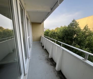 Location Appartement 3 pièces 62m² REIMS 51100 - Photo 4