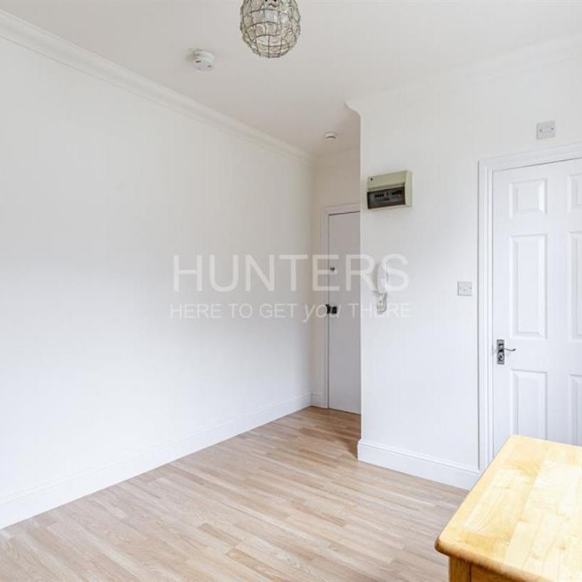 Mazenod Avenue, London, NW6 4LR - Photo 1