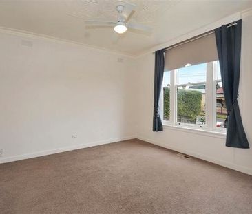 618 Bond Street, Golden Point - Photo 4
