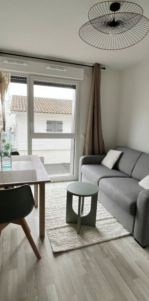 Location Appartement 1 pièce 20m² MERIGNAC 33700 - Photo 1
