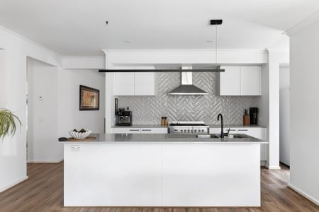Thinking of selling? Contact our agent - Photo 4