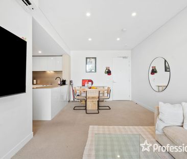 RESORT STYLE LIVING ! - Photo 3