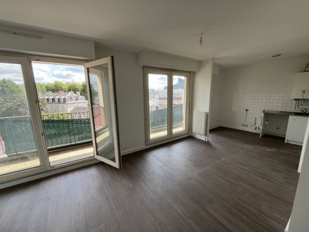 A LOUER - Résidence Près Fleuris - T3 avec balcon, parking et cave. - Photo 4