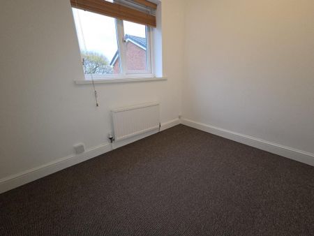 4 bedroom detached house to rent - Photo 3