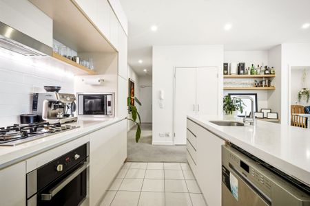 302/101C Lord Sheffield Circuit, Penrith - Photo 2