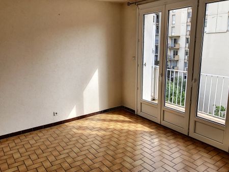 Location Appartement 3 pièces 74m² ANNONAY 07100 - Photo 5