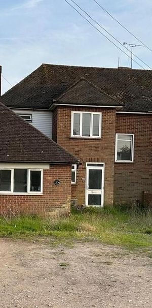 3 bedroom semi-detached house to rent - Photo 1