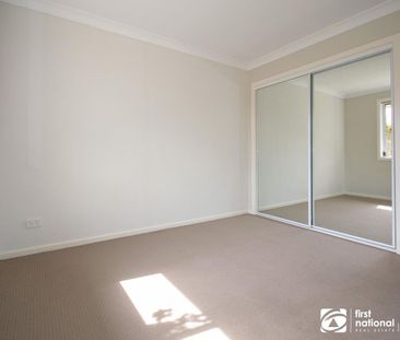 Comfortable 3 Bedroom Home - Photo 2