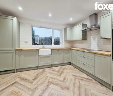 2 bed bungalow to rent in West Moors, Ferndown, Dorset, BH22 - Photo 6